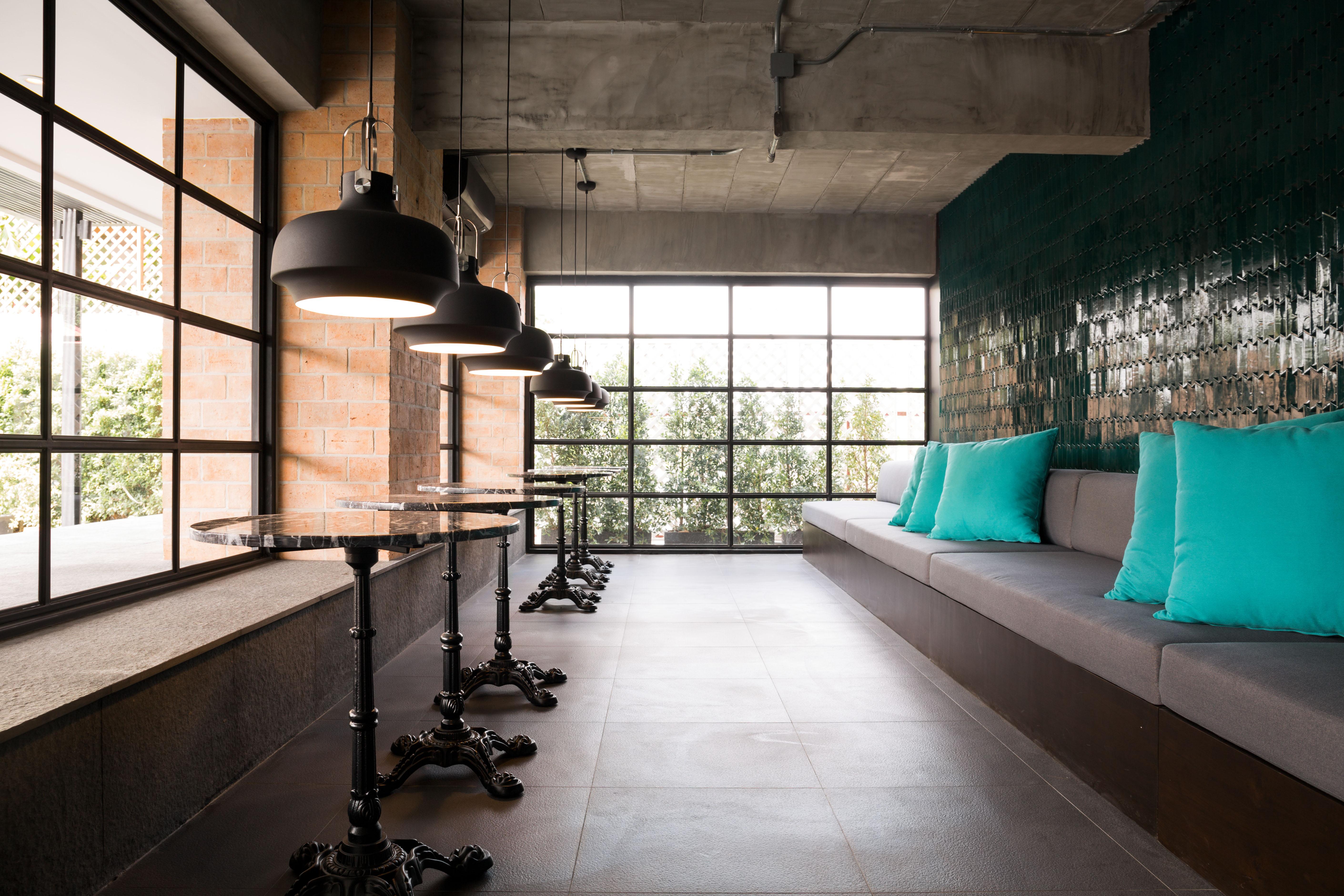 Theorie Hotel Sukhumvit By Slh - Sha Extra Plus Samut Prakan Exterior foto