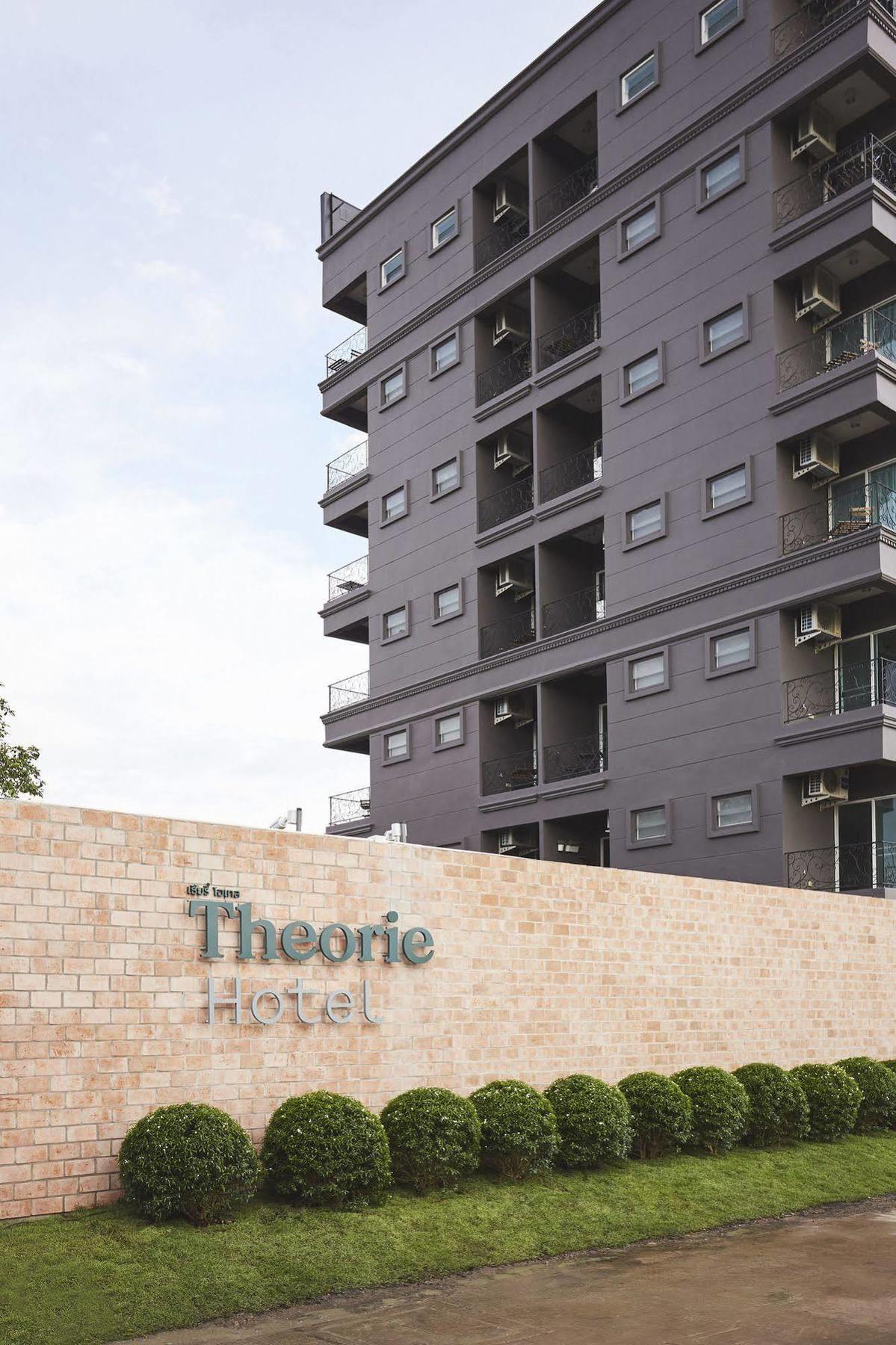 Theorie Hotel Sukhumvit By Slh - Sha Extra Plus Samut Prakan Exterior foto